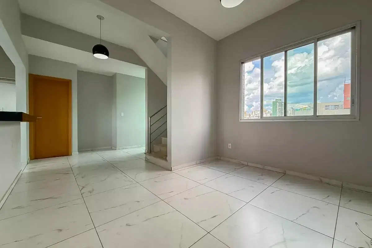 Residencial › Cobertura no Buritis com 200,00 (M²), 3 quartos e 2 vagas para Venda - Cobertura em Buritis, Belo Horizonte - à venda - Silvio Ximenes Imobiliária