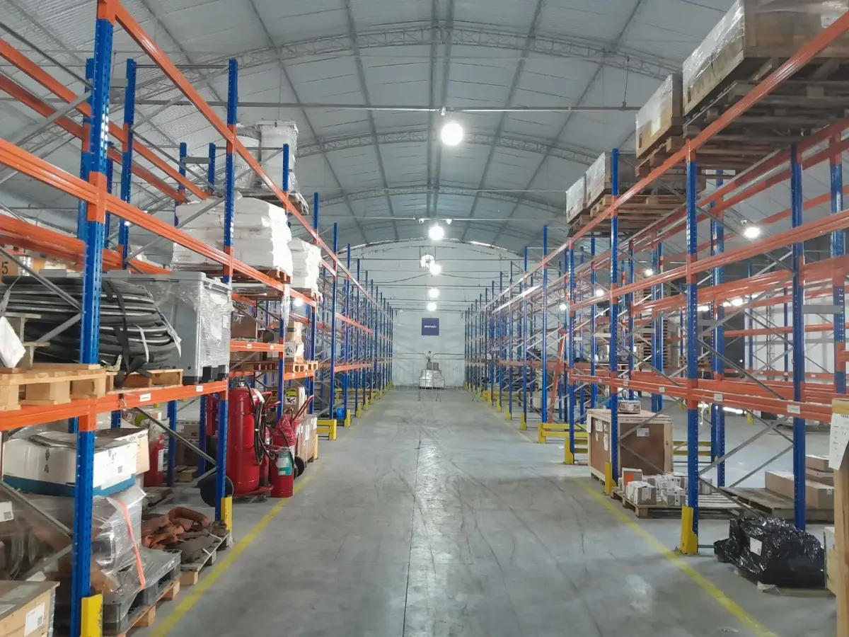 Galpão com pátio para locação em São Cristovão/RJ - 12.500 m² - Galpão em São Cristóvão, Rio de Janeiro - para locação - PERENNIAL ASSESSORIA E SERVIÇOS LTDA EPP