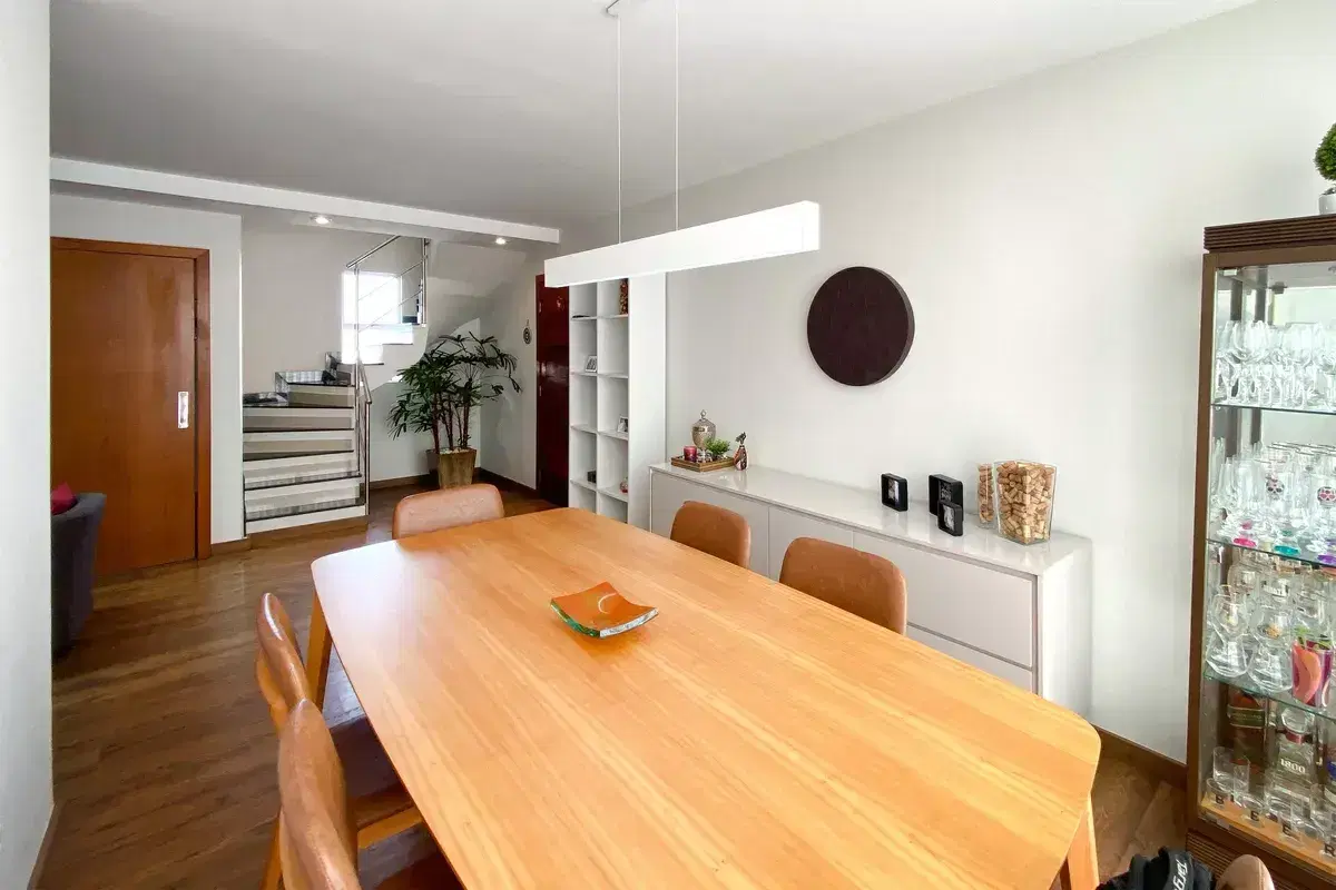 Residencial › Cobertura no Sagrada Família com 183,00 (M²), 3 quartos e 3 vagas para Venda - Cobertura em Sagrada Família, Belo Horizonte - à venda - Silvio Ximenes Imobiliária