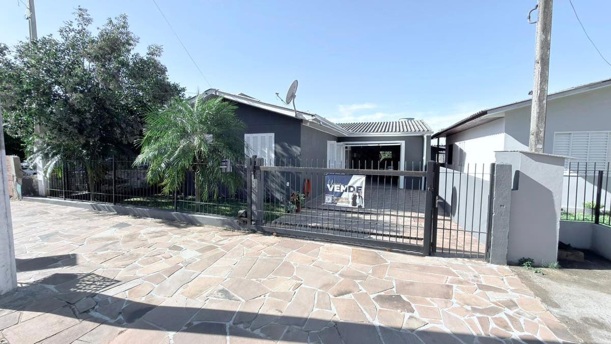 Casa à Venda no Bairro São Jorge - Casa em São Jorge, Portão - à venda - UNICA NEGOCIOS IMOBILIARIOS LTDA