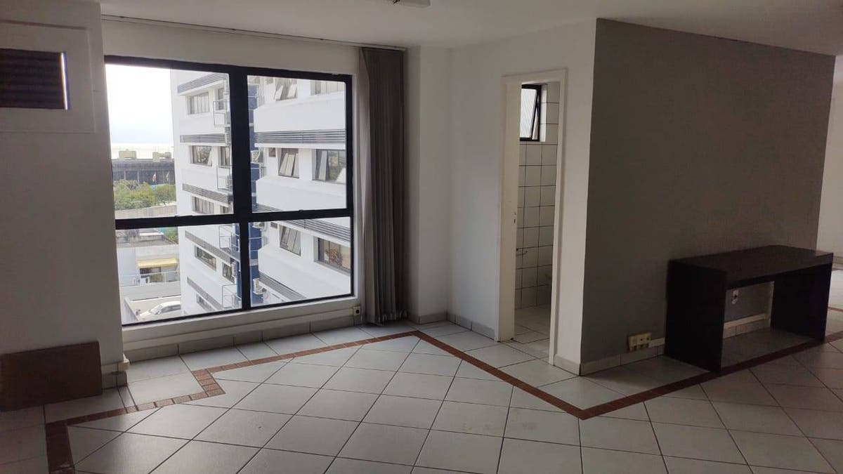 Sala comercial para alugar no centro de Florianópolis proximo ao mercado publico - Comercial em Centro, Florianópolis - para locação - Seiter Imobiliária