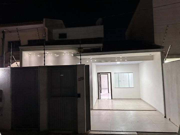 CASA COM MÓVEIS PLANEJADOS NO RESIDENCIAL FLORENÇA - Casa em Residencial Florença, Sinop - à venda - CASA GOLD IMÓVEIS