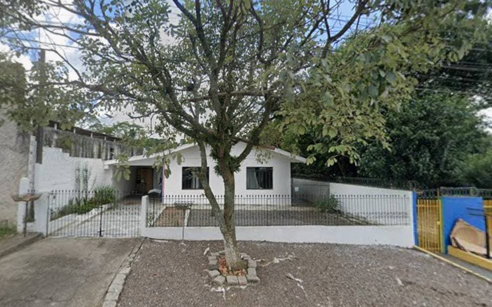 OTIMO TERRENO COM UMA CASA DE 110M2 - Casa em Umbará, Curitiba - à venda - EMG&J Assessoria Imobiliária Ltda
