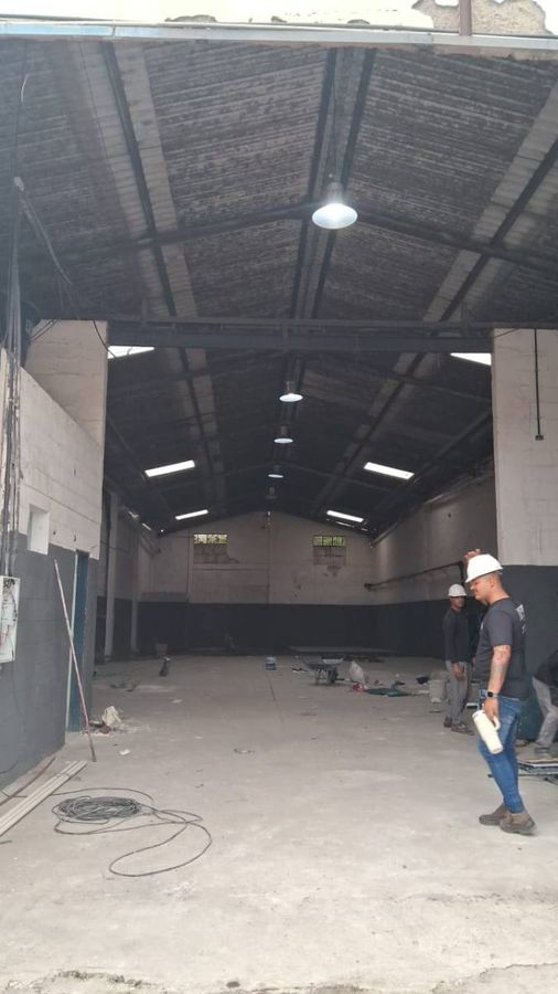 Galpão / Depósito / Armazém para alugar, 400m² - Duque de Caxias/RJ - Galpão em Parque Duque, Duque de Caxias - para locação - PERENNIAL ASSESSORIA E SERVIÇOS LTDA EPP