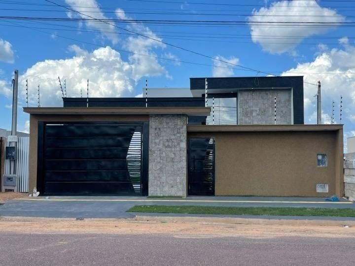 BELO IMÓVEL RESIDENCIAL NO FLORENÇA - Casa em Residencial Florença, Sinop - à venda - CASA GOLD IMÓVEIS