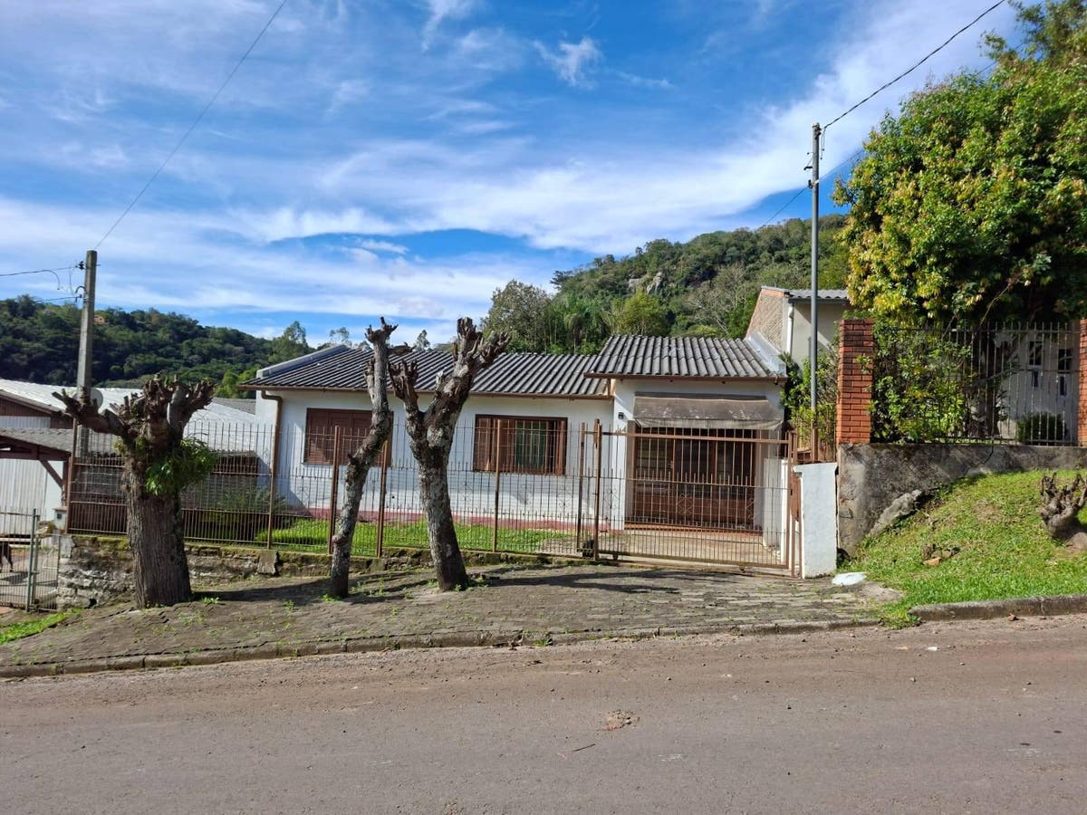 Alvernaria Bairro Margarida - Casa em Margarida, Santa Cruz do Sul - à venda - Lar Real Negócios Imobiliários