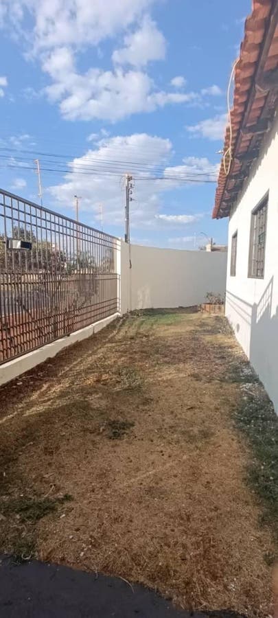 Comercial com 2 quartos, Residencial Canaã - Rio Verde - Comercial em Residencial Canaã, Rio Verde - para locação - IMOBILIARIA REI EMPREENDIMENTOS S/S LTDA