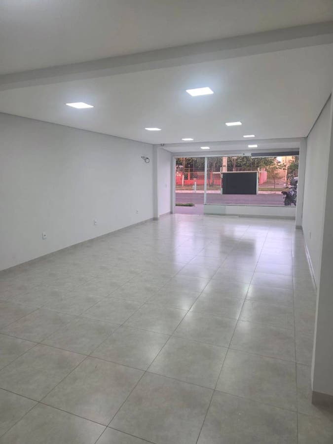 SALA COMERCIAL NA AVENIDA SIBIPIRUNAS - Loja em Setor Residencial, Sinop - para locação - CASA GOLD IMÓVEIS