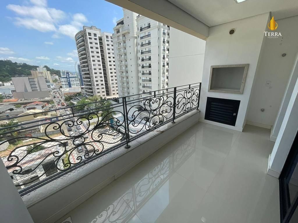 Apartamento à Venda no Edifício Ópera Club Residence em Itajaí. - Apartamento em Fazenda, Itajaí - à venda - IMOBILIÁRIA TERRA ITAJAI LTDA