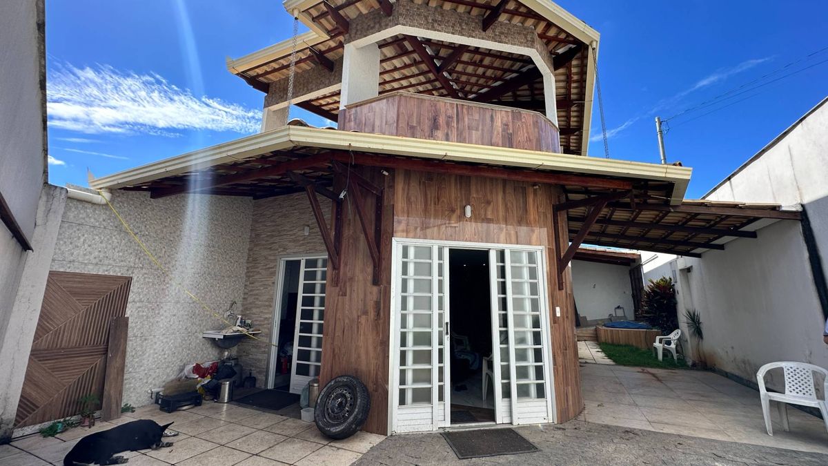 Linda casa com 3 quartos, sendo 2 suítes, no bairro Ponte Alta em Betim 🏡✨ - Duplex em Ponte Alta, Betim - à venda - Via M Empreendimentos Imobiliários Ltda