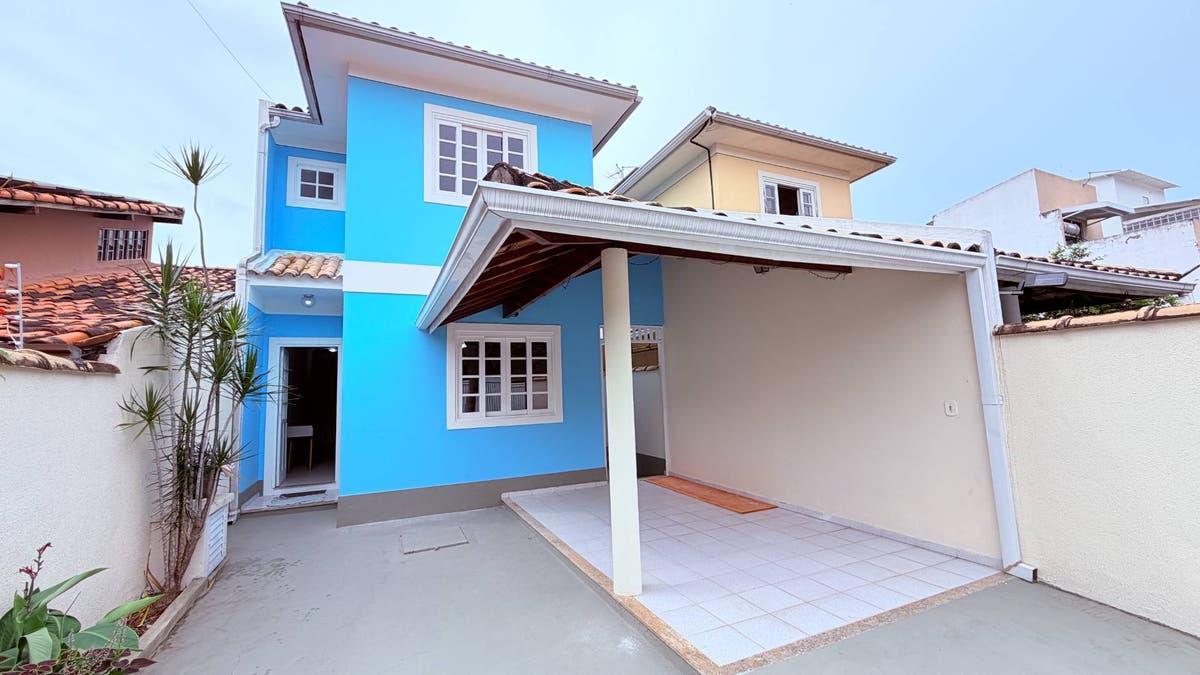 CASA À VENDA EM PIRATININGA | 5 QUARTOS | 3 SUÍTES | SUÍTE INDEPENDENTE NO TÉRREO | ÁREA GOURMET - Casa em Piratininga, Niterói - à venda - AGF IMÓVEIS