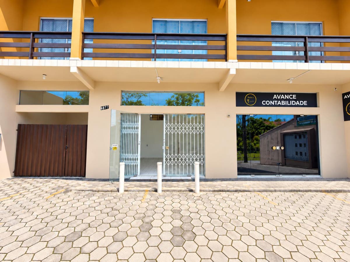 Sala Comercial com 30,00 (M²) e 1 banheiro , no Paranaguamirim, Joinville - SC - Sala Comercial em Paranaguamirim, Joinville - para locação - IMOBILIARIA BORBA