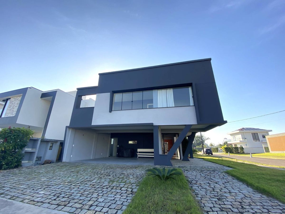 Casa em fase de acabamento à venda no Condomínio Caledônia Private Village em Camboriú - Casa de Condomínio em Santa Regina, Camboriú - à venda - Desc Imóveis