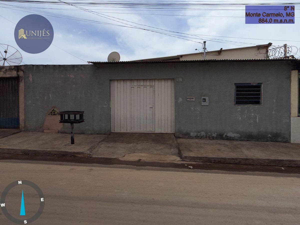 CASA A VENDA NO BAIRRO SANTA RITA - Casa em Santa Rita, Monte Carmelo - à venda - Unijés Negócios Imobiliários LTDA