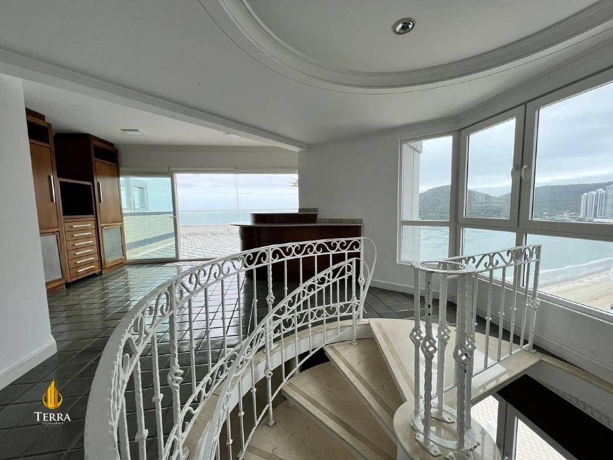 Cobertura Duplex a venda no Edifício Theiss Heim Residence localizado no Centro em Balneário Camboriú. - Cobertura em Centro, Balneário Camboriú - à venda - IMOBILIÁRIA TERRA ITAJAI LTDA