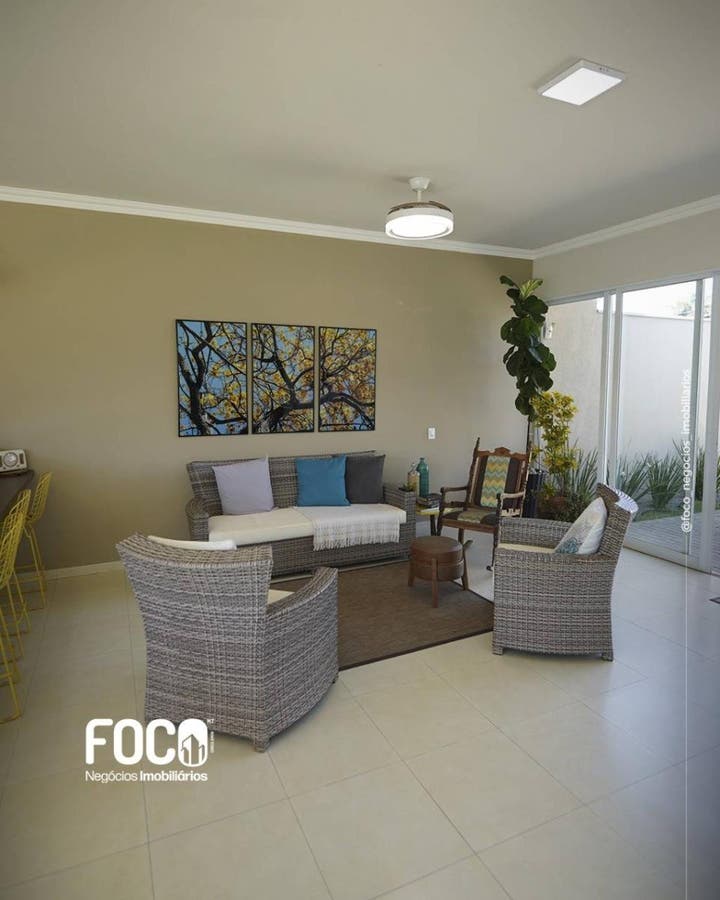 Casa com 3 quartos, 3 suítes - Vila Romana, Sorriso