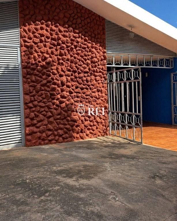 Casa com 3 dormitórios à venda, 183 m² por R$ 1.200.000,00 - Setor Central - Rio Verde/GO - Casa em Setor Central, Rio Verde - à venda - IMOBILIARIA REI EMPREENDIMENTOS S/S LTDA