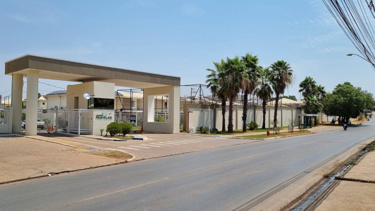 Vende-Se Casa no Condomínio Palm Village - Casa de Condomínio em Ribeirão do Lipa, Cuiabá - à venda - Prime House Inteligência Imobiliária