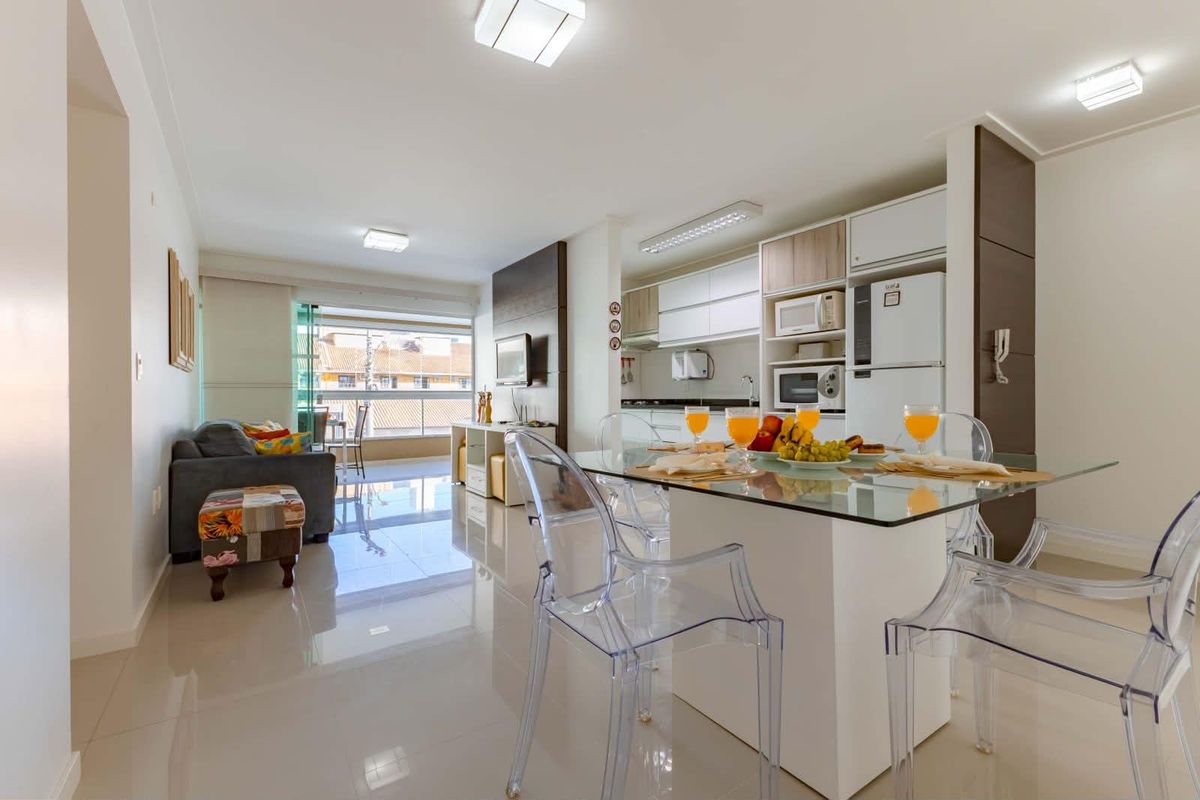 Apartamento Mobiliado 3 Quartos Praia Bombas Bombinhas SC - Apartamento em Bombas, Bombinhas - à venda - Imobiliária Rota do Sol