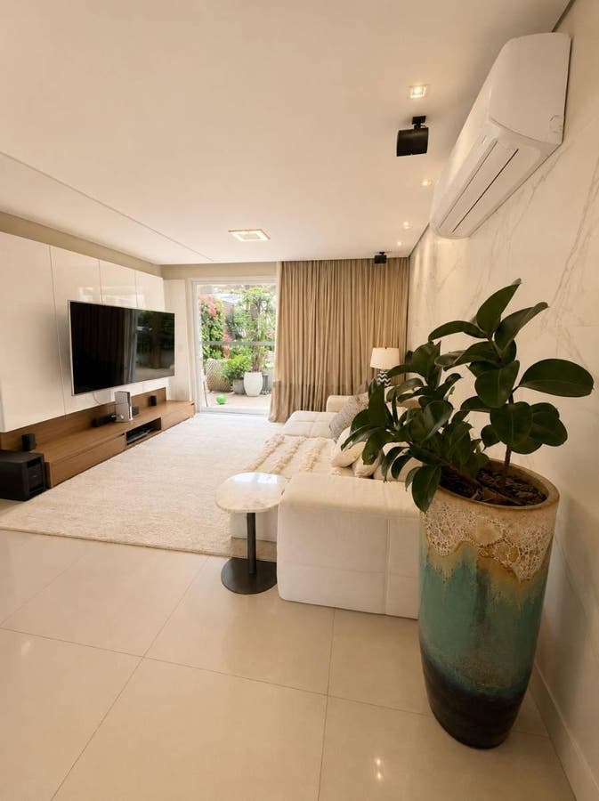 Apartamento à venda com 03 suítes e jacuzzi privativa no Ed. Phoenix Tower em Balneário Camboriú - Apartamento em Centro, Balneário Camboriú - à venda - Desc Imóveis