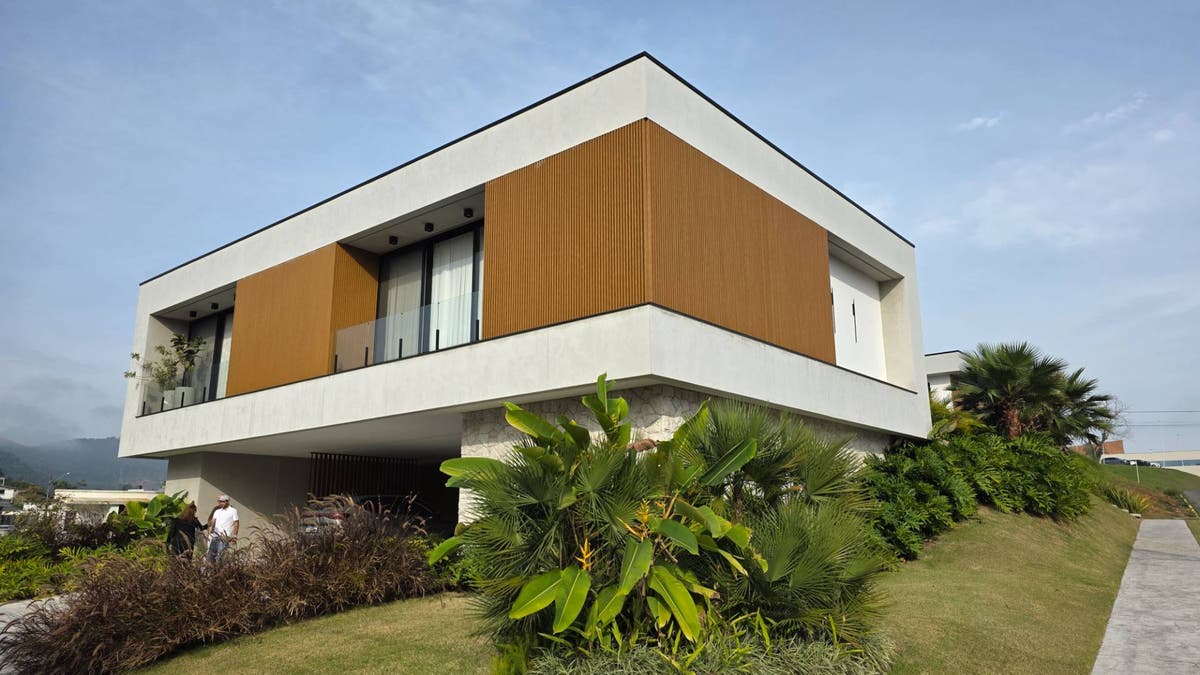 CASA DE ALTO PADRÃO NO CONDOMÍNIO CALEDONIA - SANTA REGINA, CAMBORIÚ - Casa de Condomínio em Santa Regina, Camboriú - à venda - Brava Norte Imóveis