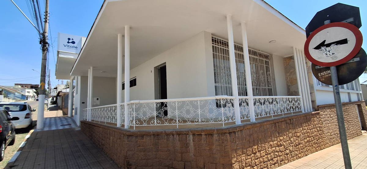 Casa, Centro - Guaxupé - Casa em Centro, Guaxupé - para locação - Grupo G3 Investhouse Ltda