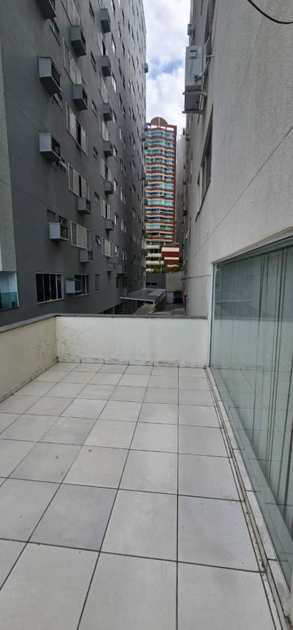 APARTAMENTO A VENDA NA AVENIDA ATLÂNTICA NA REGIÃO CENTRAL COM SACADA PANORÂMICA - 23