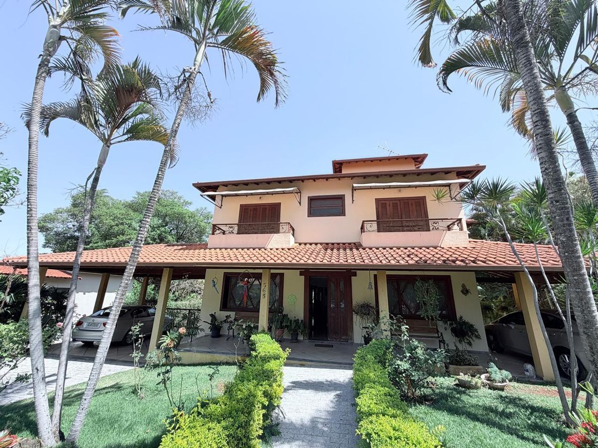 Estilo colonial com varanda