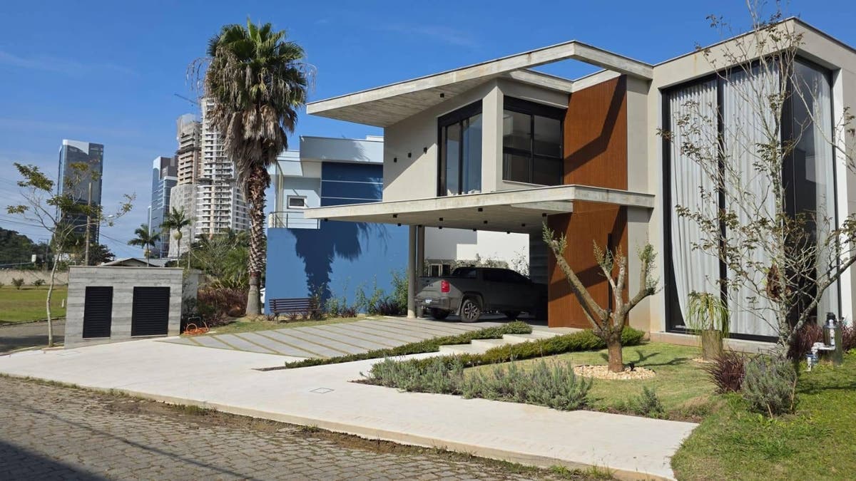 Casa Mobiliada de Alto Padrão 4 Suítes | Condomínio Horizontal Praia Brava | Itajaí - Casa de Condomínio em Praia Brava, Itajaí - à venda - TAB Imóveis