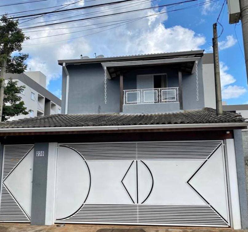 Casa ampla com 221m², suíte, área gourmet e garagem para 2 carros – Jd. Cerejeiras - Casa em Nova Cerejeira, Atibaia - à venda - Di Casa Imóveis Atibaia LTDA