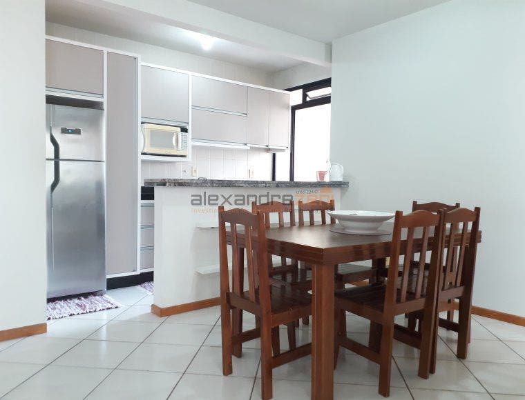 Apartamento 3 dormitórios - Apartamento em Bombas, Bombinhas - à venda e para temporada - Zeni Imóveis