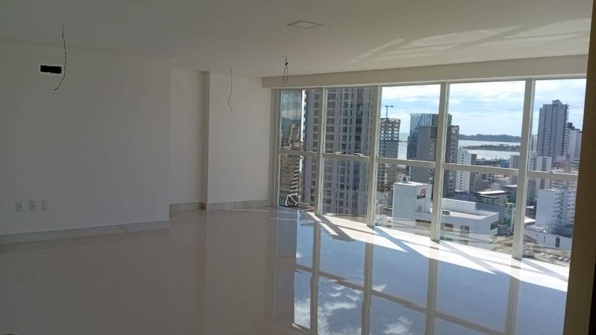 SALA COMERCIAL - 46,59 METROS - LION CENTER EDIFICIO COMERCIAL - CENTRO - ITAJAI/SC - Escritório em Centro, Itajaí - para locação - Imóveis na Brava