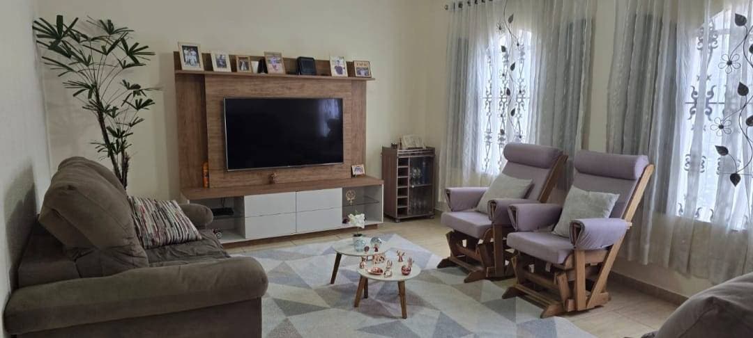 Casa com 3 quartos, Vila Josefina - Jundiaí - Casa em Vila Josefina, Jundiaí - à venda - Entry Imob