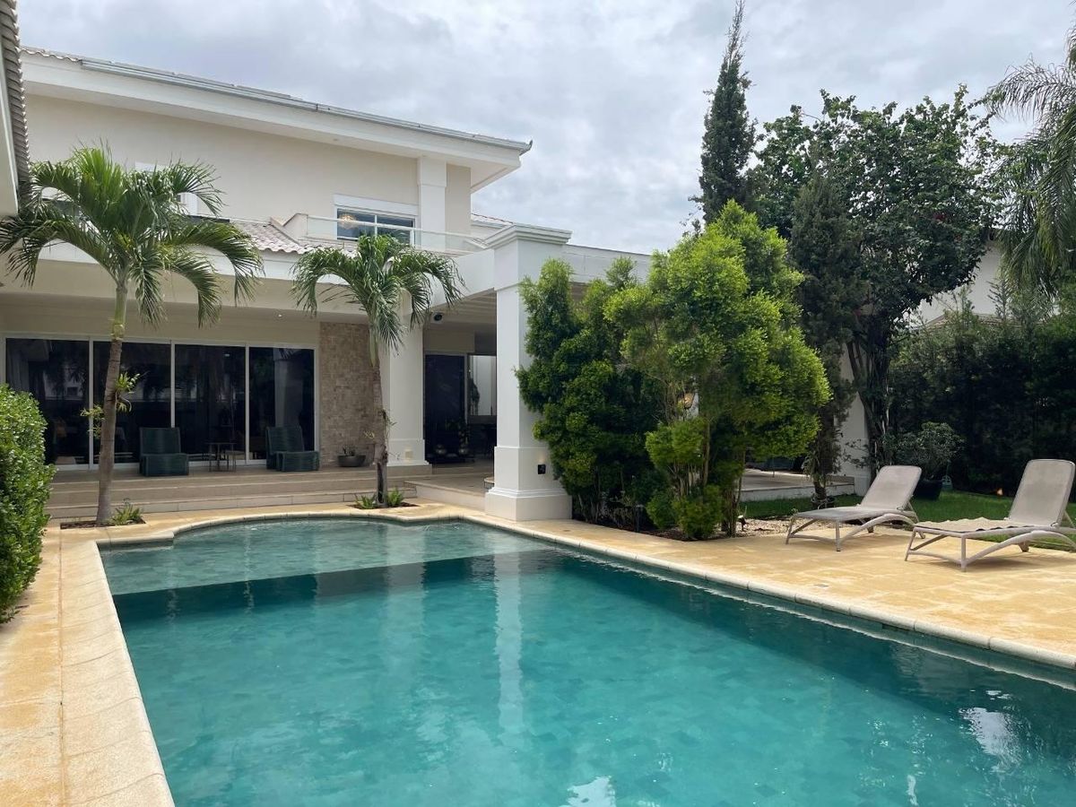 IMÓVEL ALTO PADRÃO VENDA NO RESIDENCIAL MONDRIAN - Casa de Condomínio em Sinop - à venda - CASA GOLD IMÓVEIS
