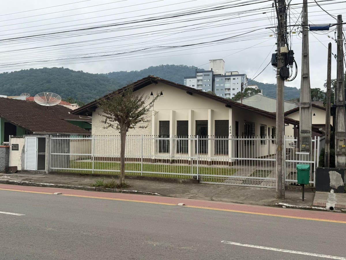Casa Comercial no Centro de Jaragua Ref 6774 - Comercial em Centro, Jaraguá do Sul - para locação - HAUS IMÓVEIS LTDA