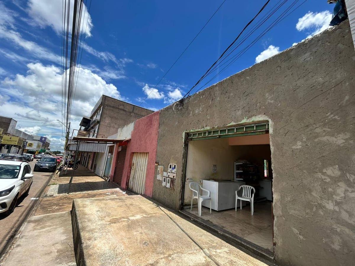 Lote Comercial à Venda no Jardim Brasília – Águas Lindas de Goiás - Lote/Terreno em Jardim Brasília, Águas Lindas de Goiás - à venda - Milton Aparecido Correa
