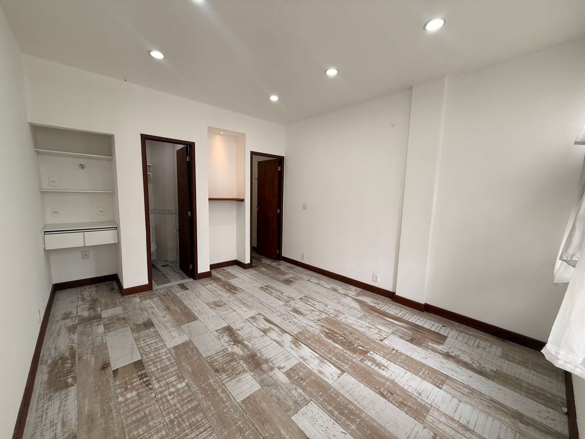 À VENDA - SALA COMERCIAL NA PRAÇA SAENS PENA- LINDA E PRONTA PARA USO. - Salas Comerciais em Tijuca, Rio de Janeiro - à venda - MIGUEZ IMOBILIÁRIA