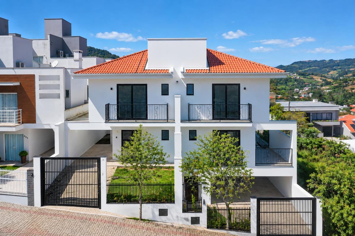 Sobrado Geminado - Venda - 03 dormitórios - 196m2 - Rua Criciúma - Rua Helga Cordeiro Krieck - Residencial do Ipês - Laranjeiras - Rio do Sul - Casa Geminada - Sobrado em Laranjeiras, Rio do Sul - à venda - Cifra Imóveis e Empreendimentos Imobiliários