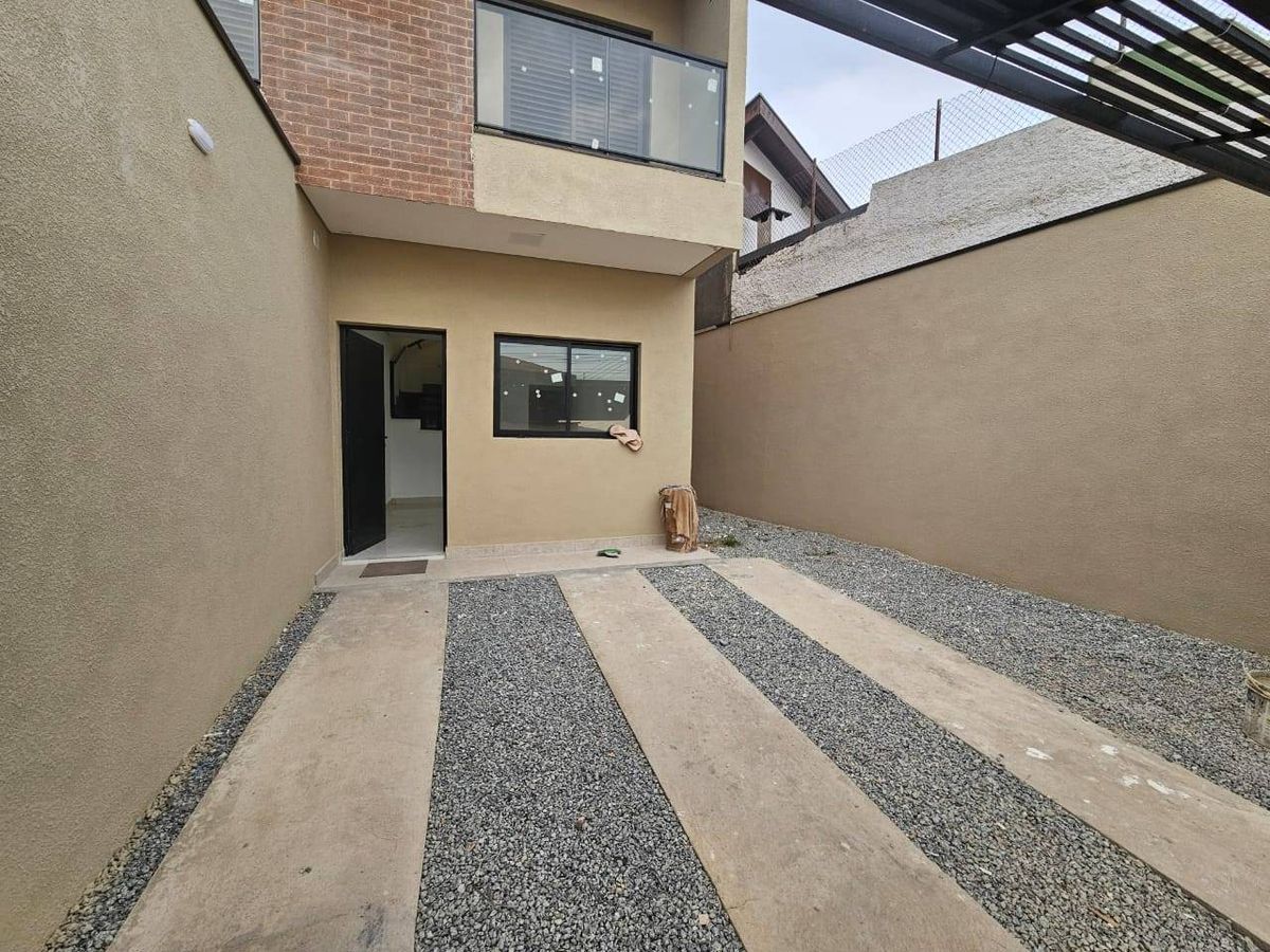 Sobrado com 3 quartos, Vila Zanela - Franco da Rocha - Sobrado em Vila Zanela, Franco da Rocha - à venda - Imobiliária Franco Nunes