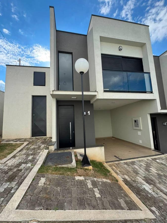 Casa á venda 2 quartos R$ 450.000,00 no Belvedere - Poços de Caldas/MG - Casa em Belvedere, Poços de Caldas - à venda - Lago e Cunha Imóveis