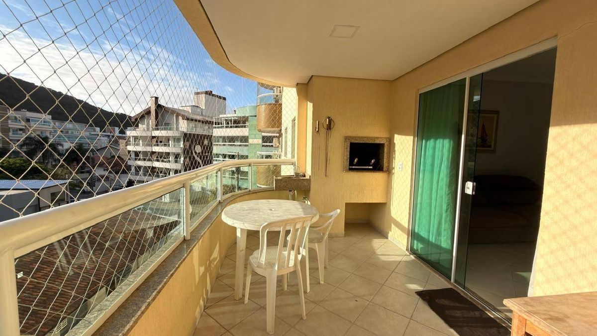 Santiago Apartamento Mobiliado 2 Quartos Praia Bombas Bombinhas SC - Apartamento em Bombas, Bombinhas - à venda - Imobiliária Rota do Sol