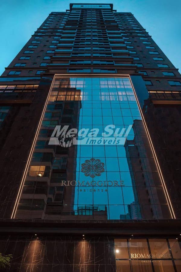 Linda Cobertura Duplex, Mobiliada E Decorada! - Apartamento em Balneário Camboriú - à venda - MEGA SUL IMOBILIÁRIA LTDA