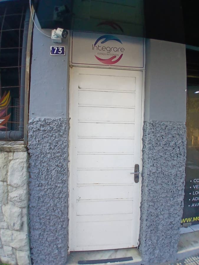 Salas Comerciais para Locação, Centro - Pindamonhangaba - Salas Comerciais em Centro, Pindamonhangaba - para locação - EDSON DERRICO IMOVEIS LTDA