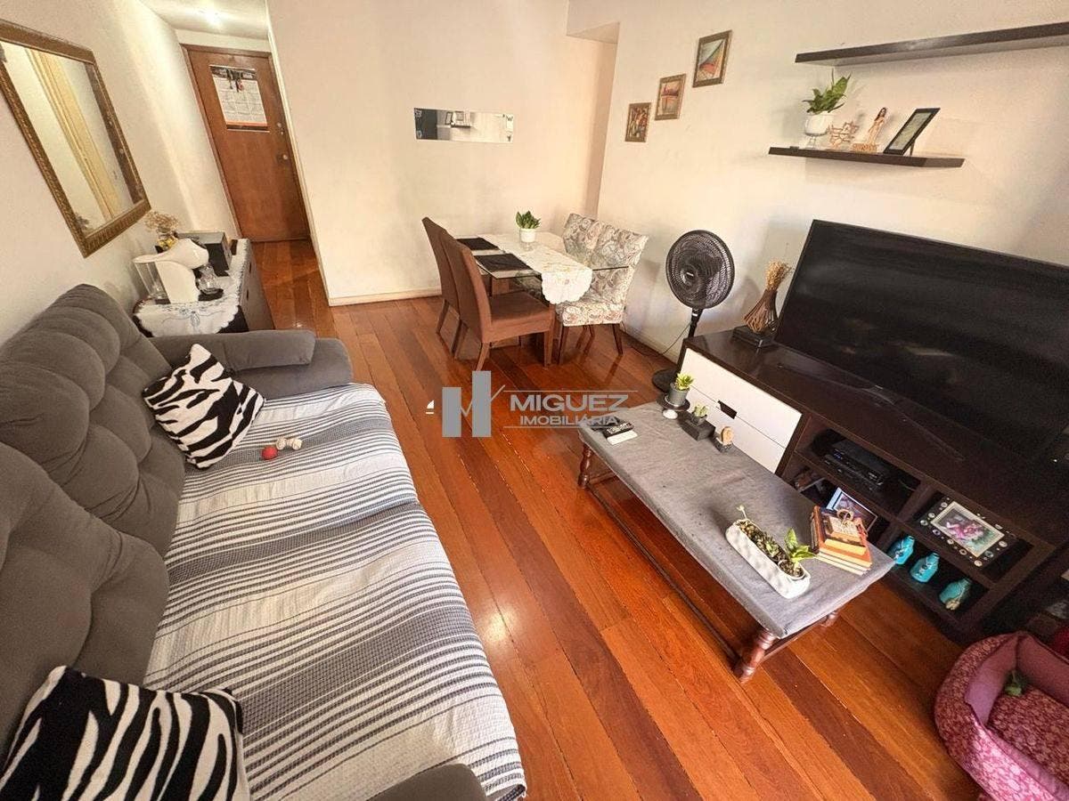 Apartamento à venda – Rua São Francisco Xavier - Sol da manhã, varanda, sala, 2 quartos, banheiro social, copa-cozinha, 1 vaga de garagem e portaria 24 horas. Excelente oportunidade. - Apartamento em Tijuca, Rio de Janeiro - à venda - MIGUEZ IMOBILIÁRIA