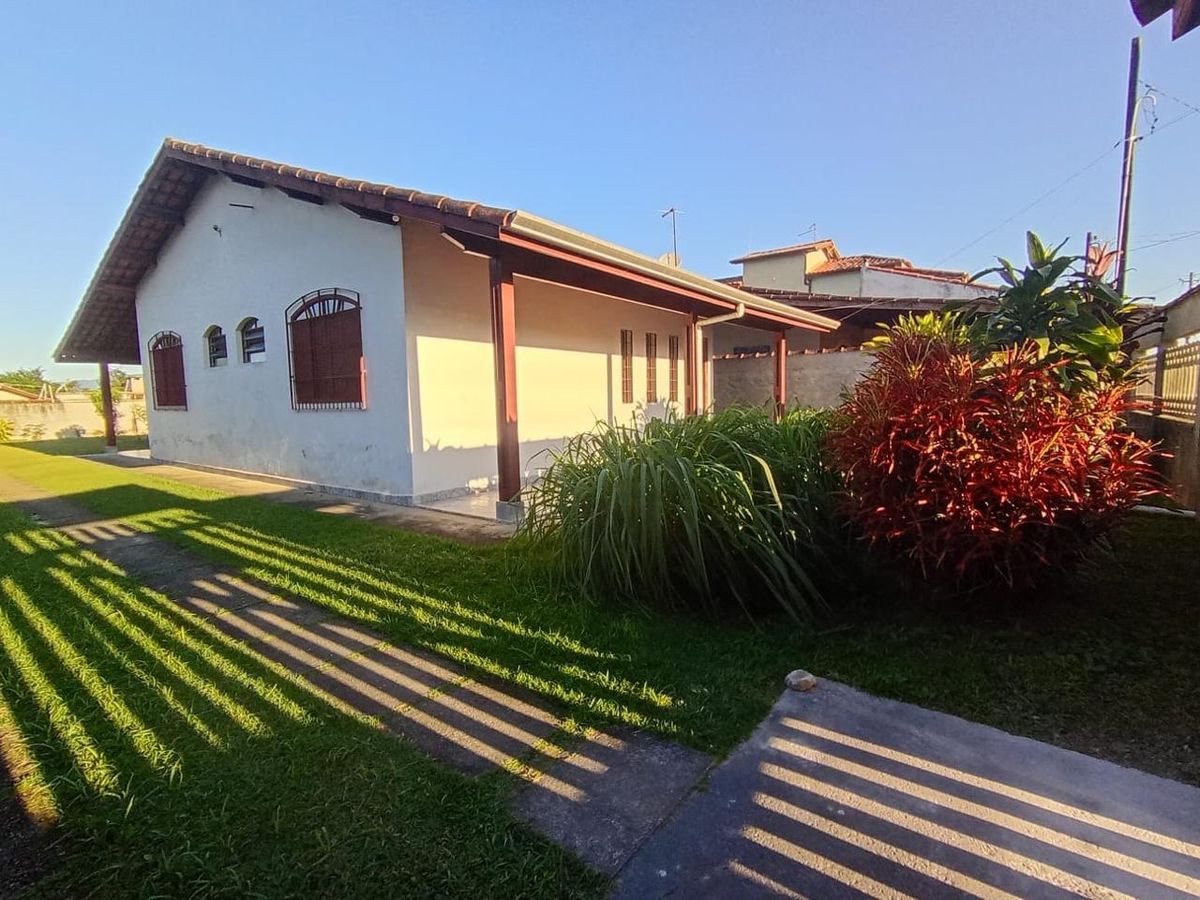 Casa com Amplo Terreno no Jardim Gaivotas - Casa em Jardim das Gaivotas, Caraguatatuba - à venda - Sileyne Imóveis
