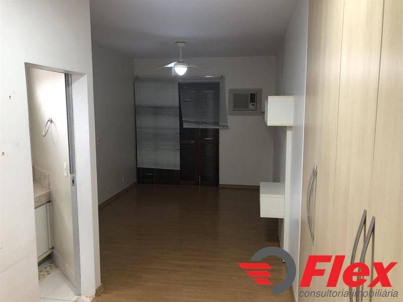 Senador Salgado Filho - Residencial › Casa - Casa em Senador Salgado Filho, Marília - à venda - FLEX CONSULTORIA IMOBILIÁRIA LTDA