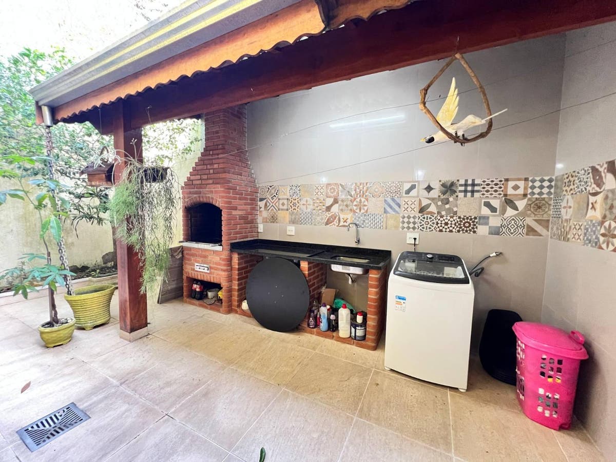 Casa 3 dormitórios em Jardim Marambaia II, Jundiaí: 219m² de área útil e 3 vagas - Casa em Jardim Marambaia II (Jardim Santa Gertrudes), Jundiaí - à venda - Entry Imob