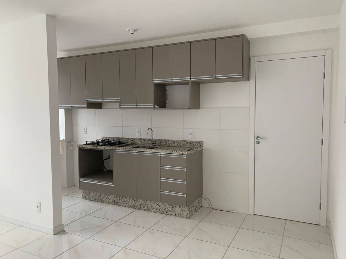 APARTAMENTO À VENDA COM 2 QUARTOS 1 VAGA - RESSACADA - ITAJAÍ - Apartamento em Ressacada, Itajaí - à venda - Imóveis na Brava