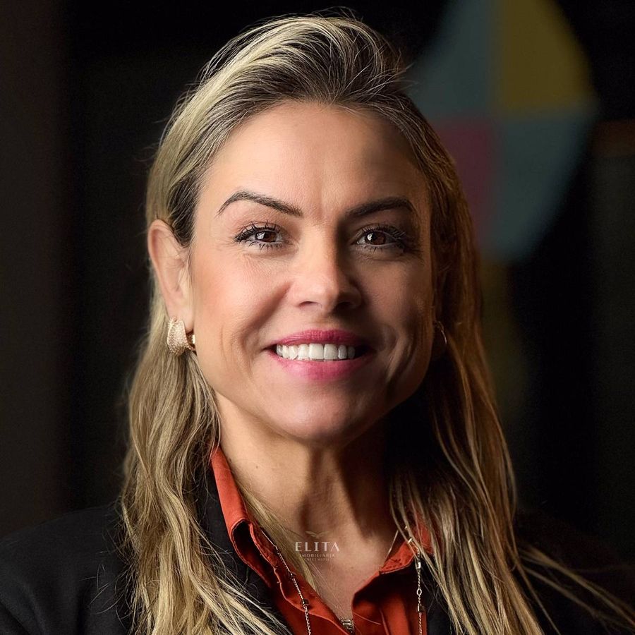Fábia Carolina de Souza