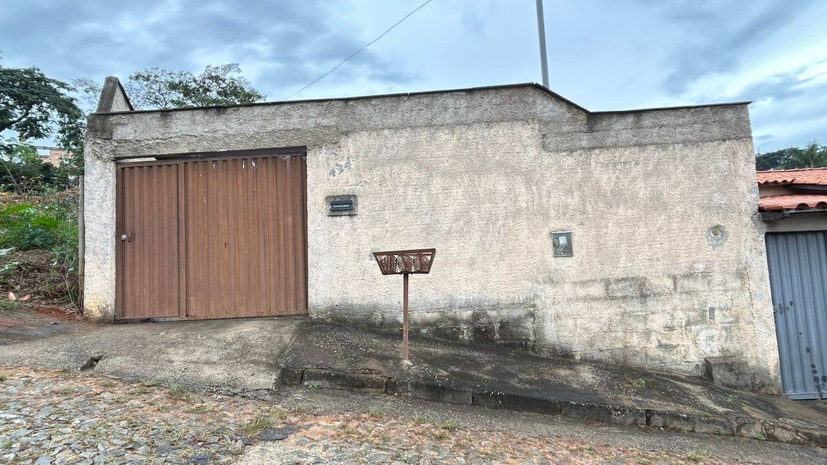 Casa Individual de 2 Quartos com Lote de 137m² em Juatuba - Casa em Cidade Satélite, Juatuba - à venda - Via M Empreendimentos Imobiliários Ltda